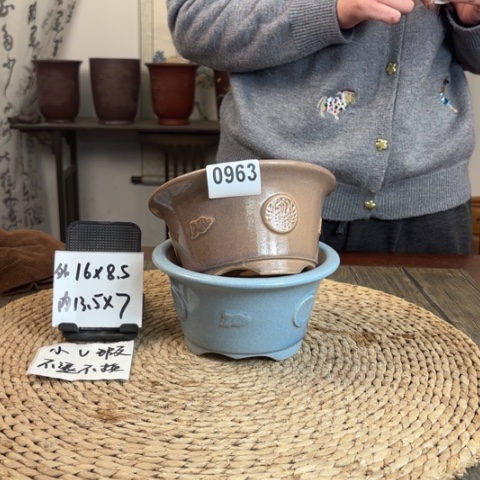 紫砂花盆微瑕釉圆粉加兰0963