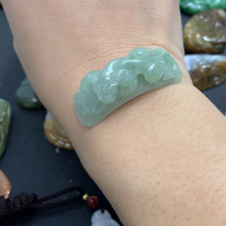 【闪购商品】翡翠颈饰未镶嵌天然翡翠