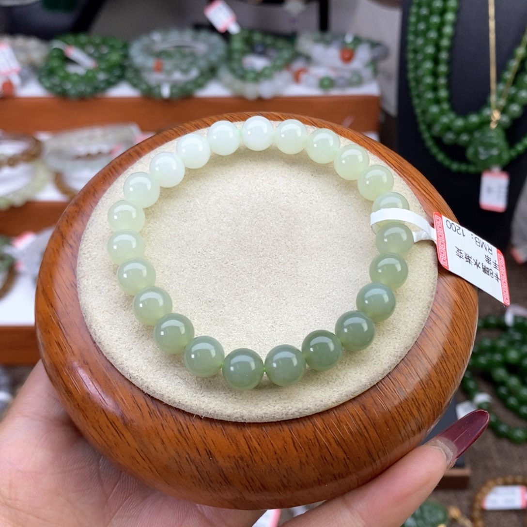 和田玉晴水渐变8mm未镶嵌