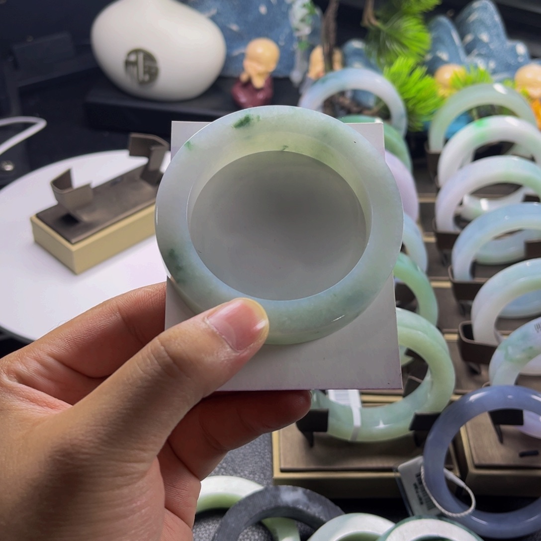 定制翡翠手镯未镶嵌