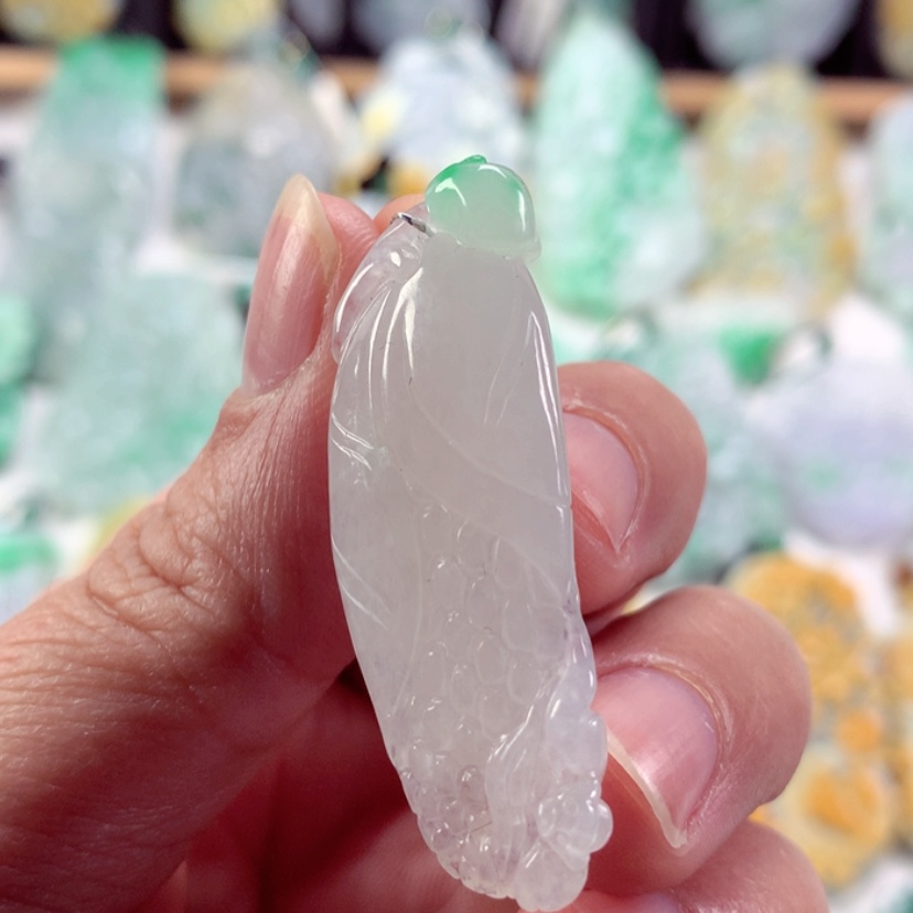 【闪购商品】翡翠吊坠(不含链)未镶嵌