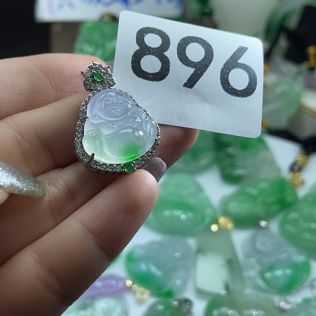 翡翠未镶嵌吊坠(赠链)