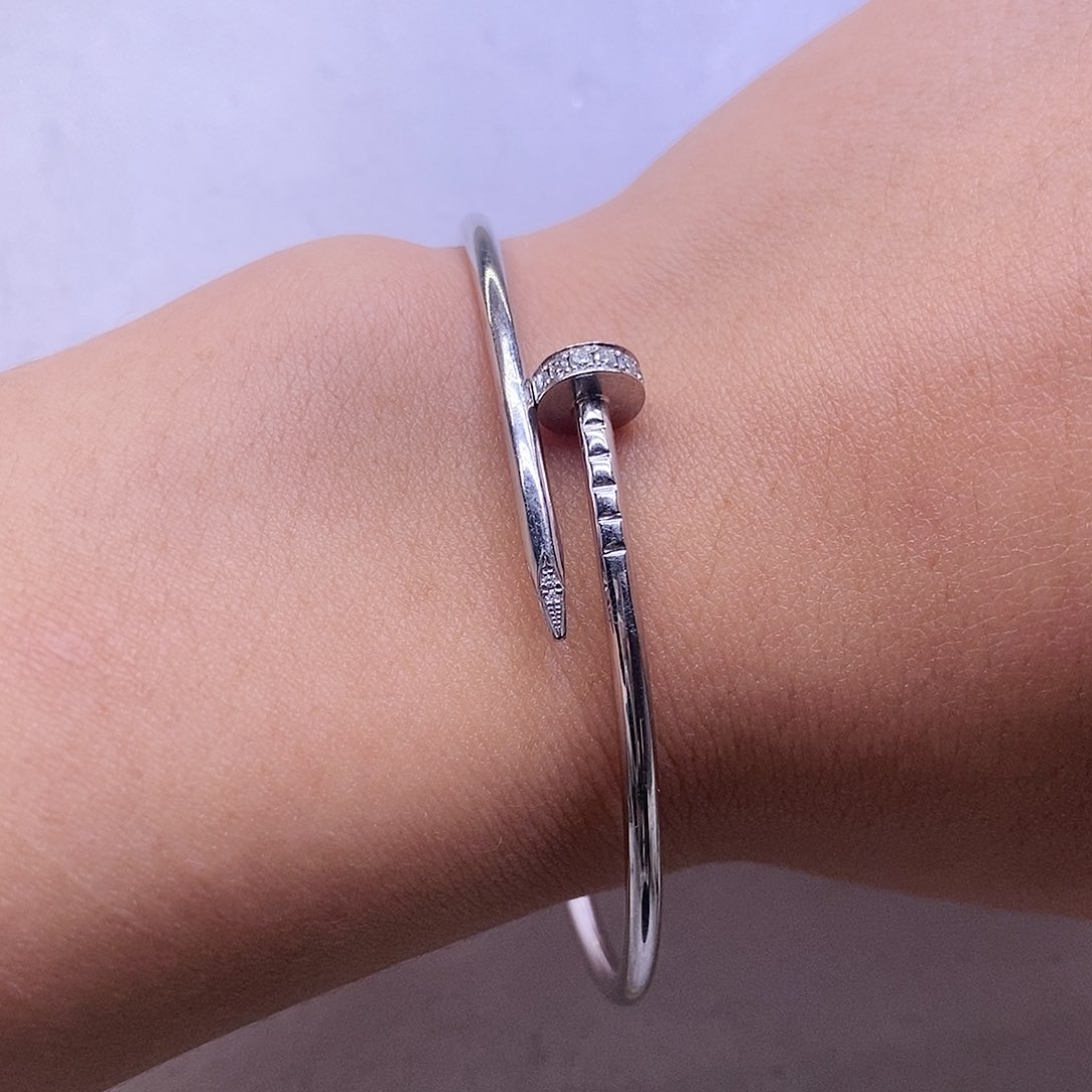 钻石手镯18K金镶嵌钉子头尾钻窄k白17