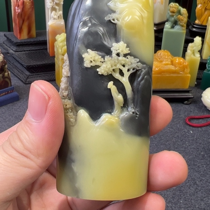 青田石向*葵封门黑白山水雕