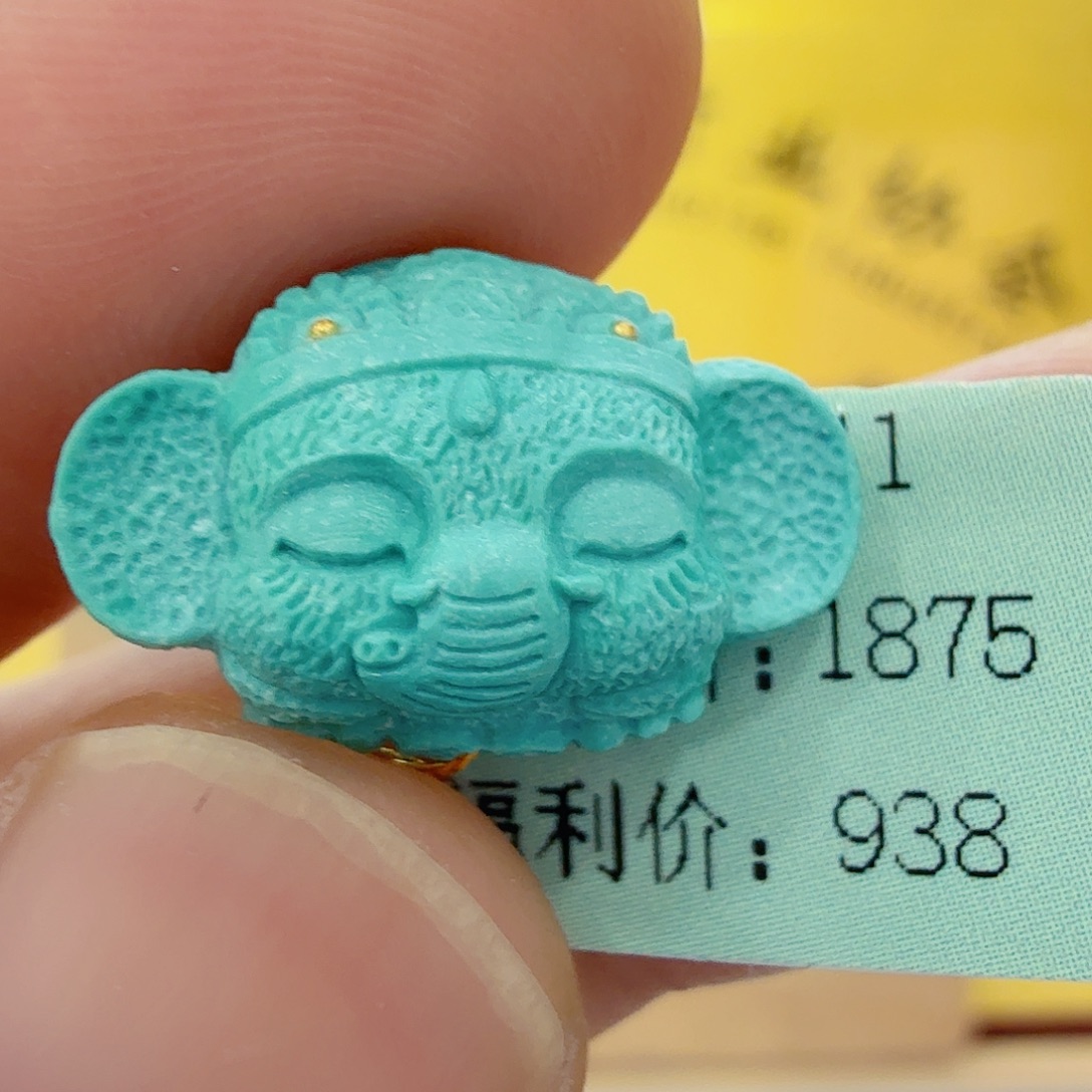 绿松石未镶嵌珠宝奇石