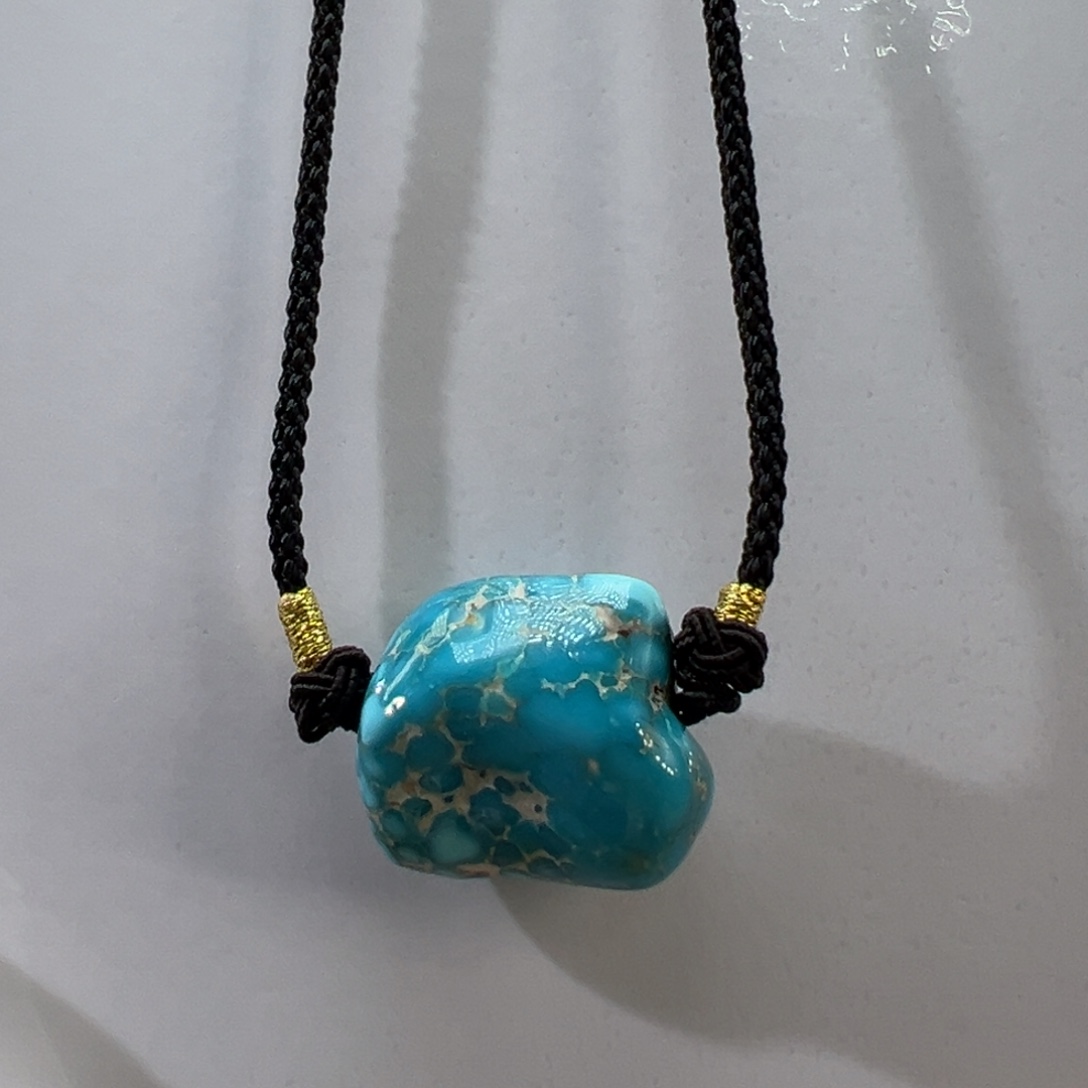 绿松石未镶嵌挂件