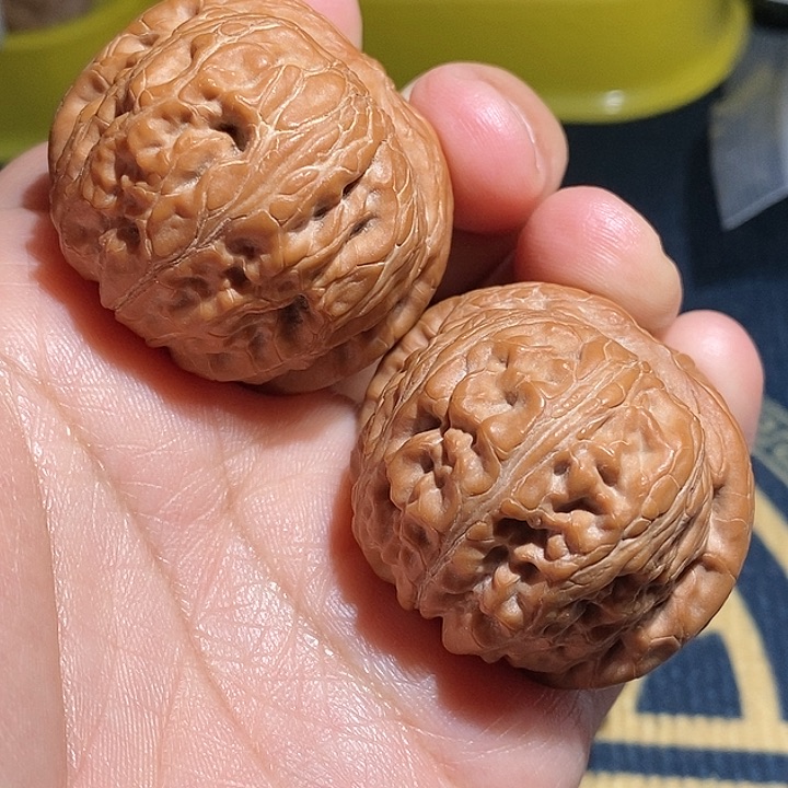 【闪购商品】文玩核桃吊坠就***样平谷元宝