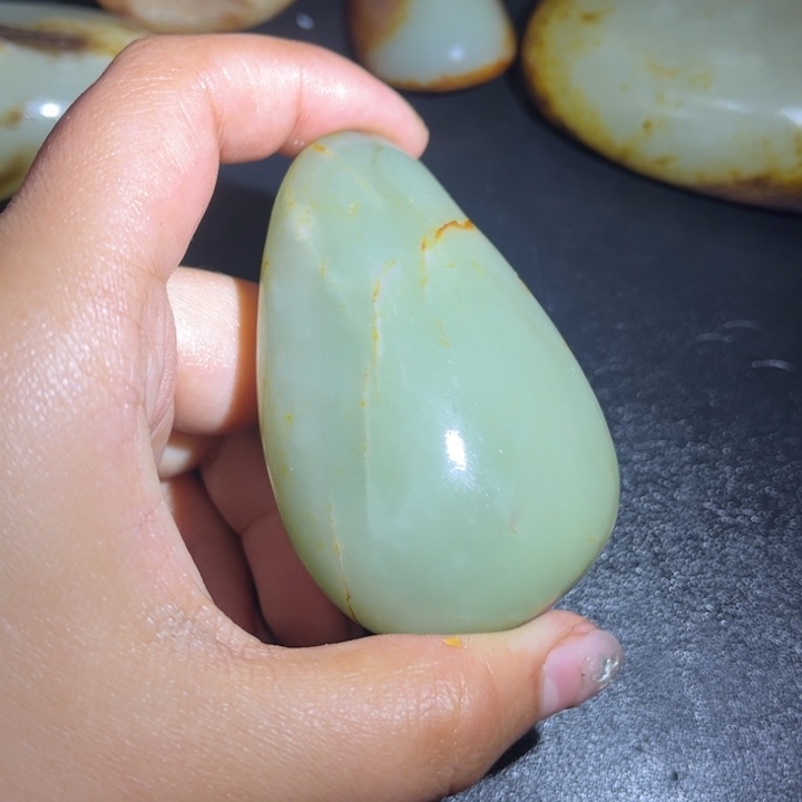 和田玉未镶嵌珠宝奇石