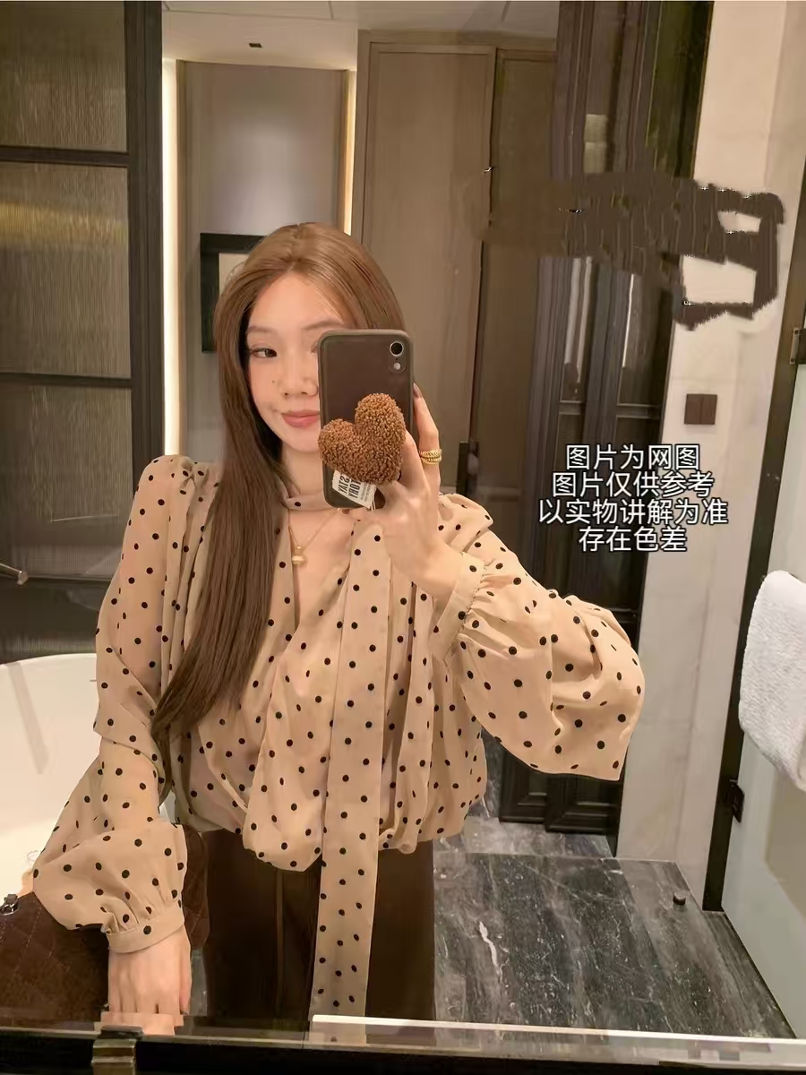 2025冬季新款大码女装韩系温柔设计感波点绑带蝴蝶结上衣+裤子