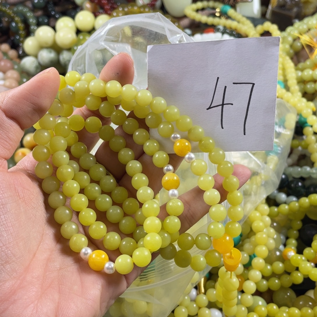 云***清蛇纹石玉未镶嵌手链