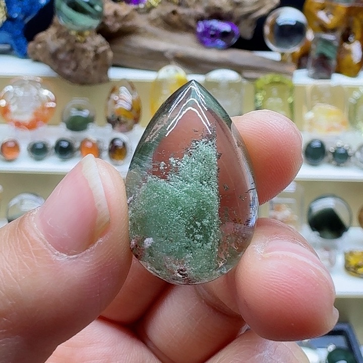 水晶吊坠(赠链)银S925镶嵌吊坠