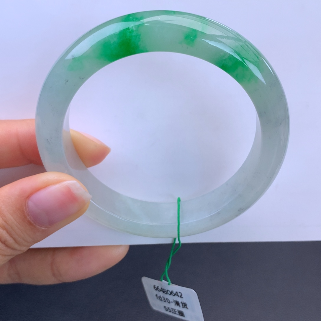 翡翠未镶嵌手镯冰飘彩手镯