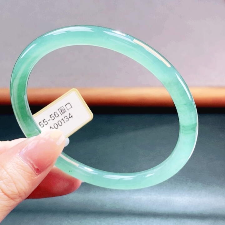 翡翠未镶嵌手镯翡翠手镯44