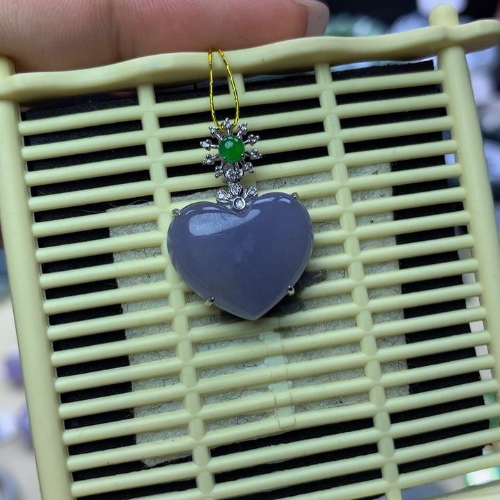 18K金镶嵌翡翠手链翡翠