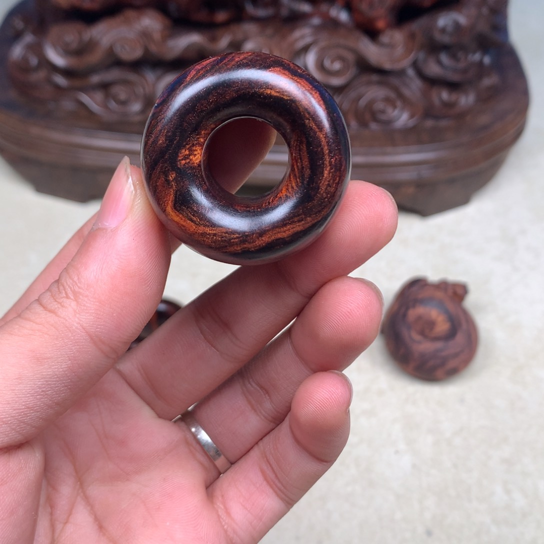 木奶***丫海南黄花梨木等