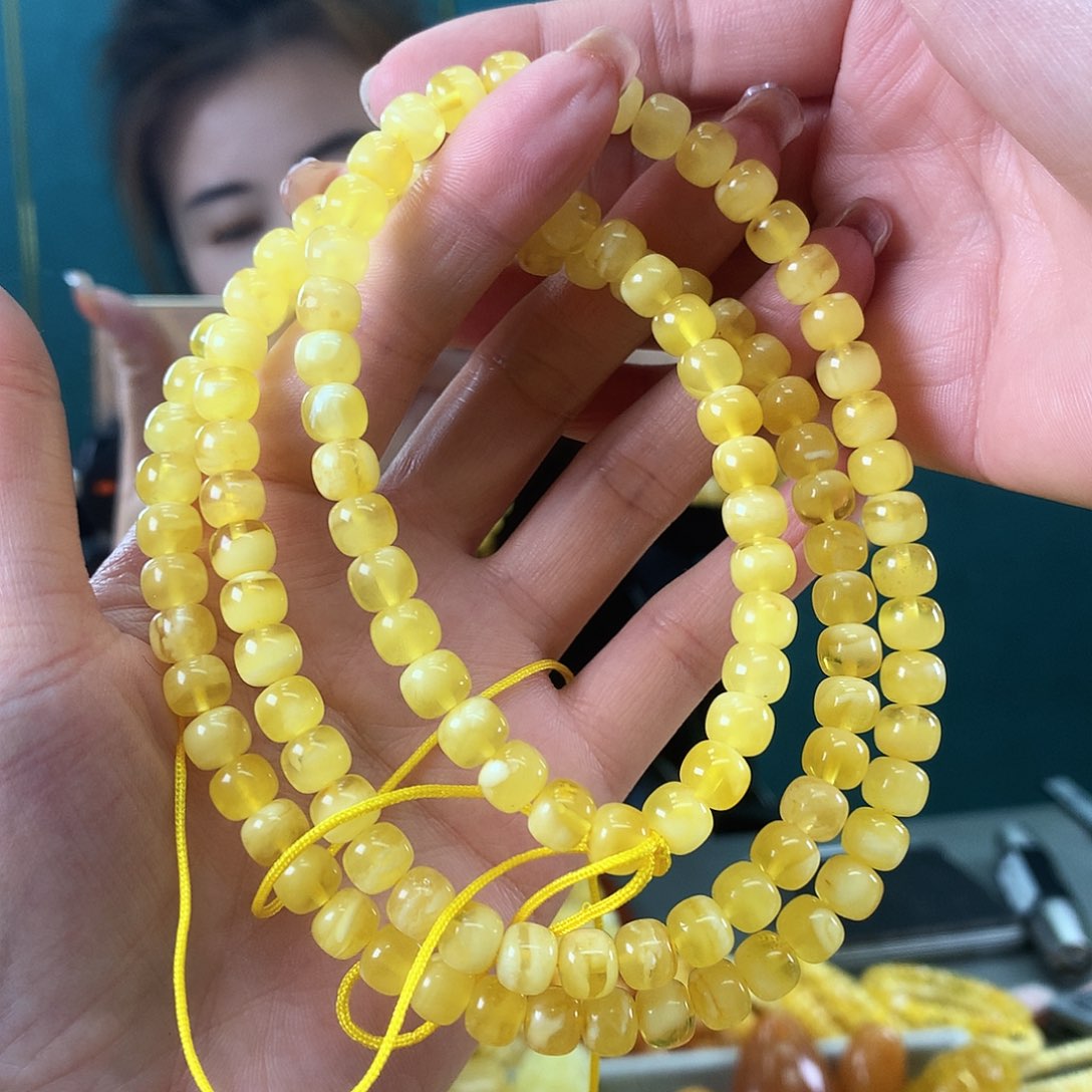 未镶嵌琥珀珠宝奇石7