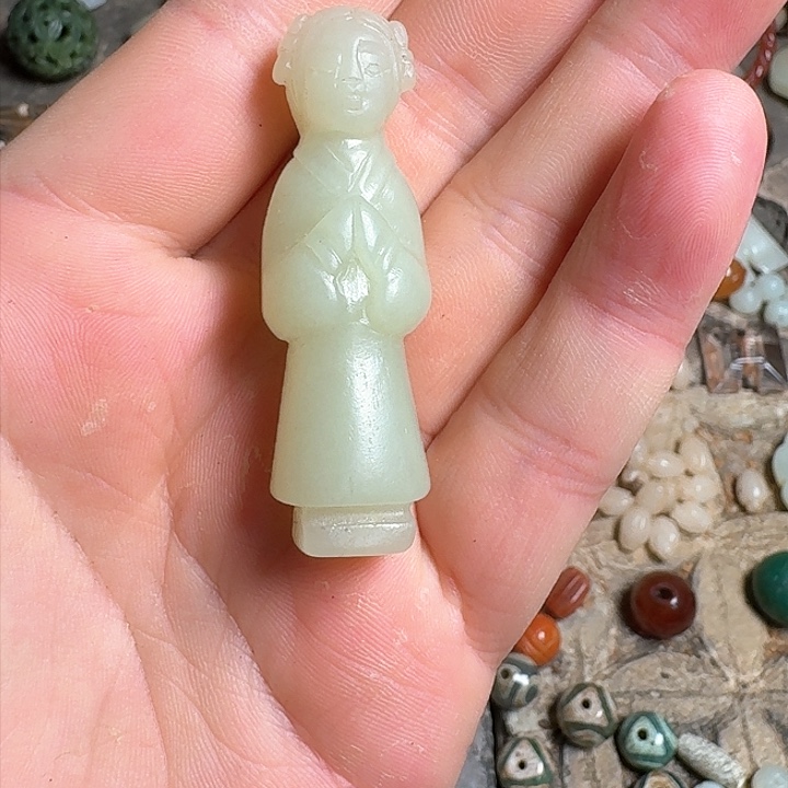和田玉（糖玉）颈饰未镶嵌岳*