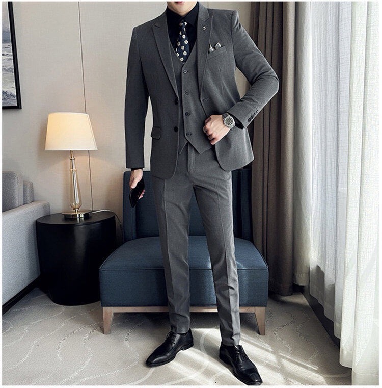 商务休闲职业西服套装男士韩版修身潮流时尚英伦风新郎结婚礼服