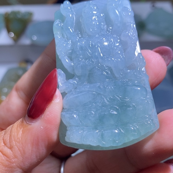 【闪购商品】翡翠未镶嵌颈饰千手