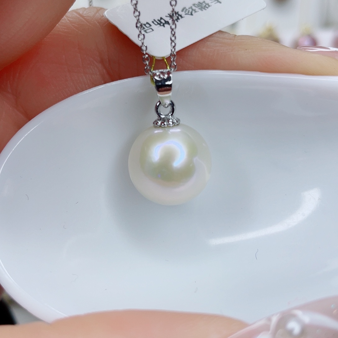 淡水珍珠吊坠(赠链)未镶嵌