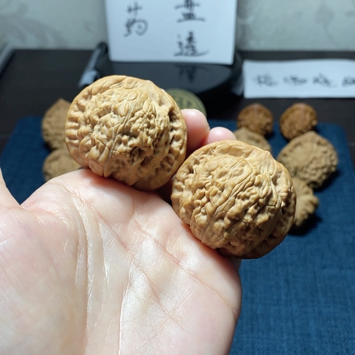 桃核吊坠望岳虎头43