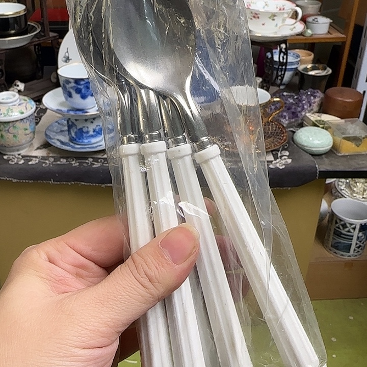 瓷片5个啊啊啊啊啊啊啊啊