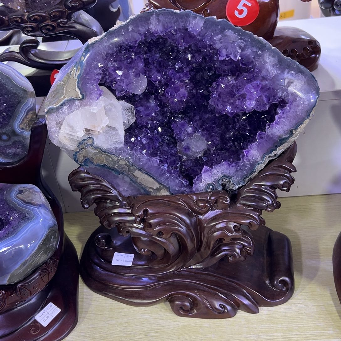未镶嵌大型摆件（非配饰）紫晶