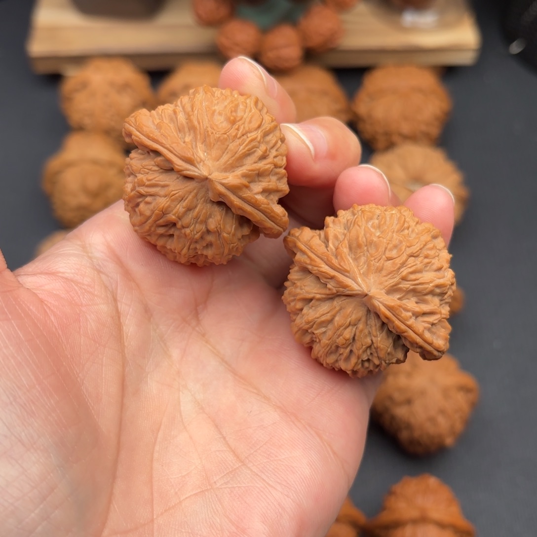 文玩核桃把件球白40