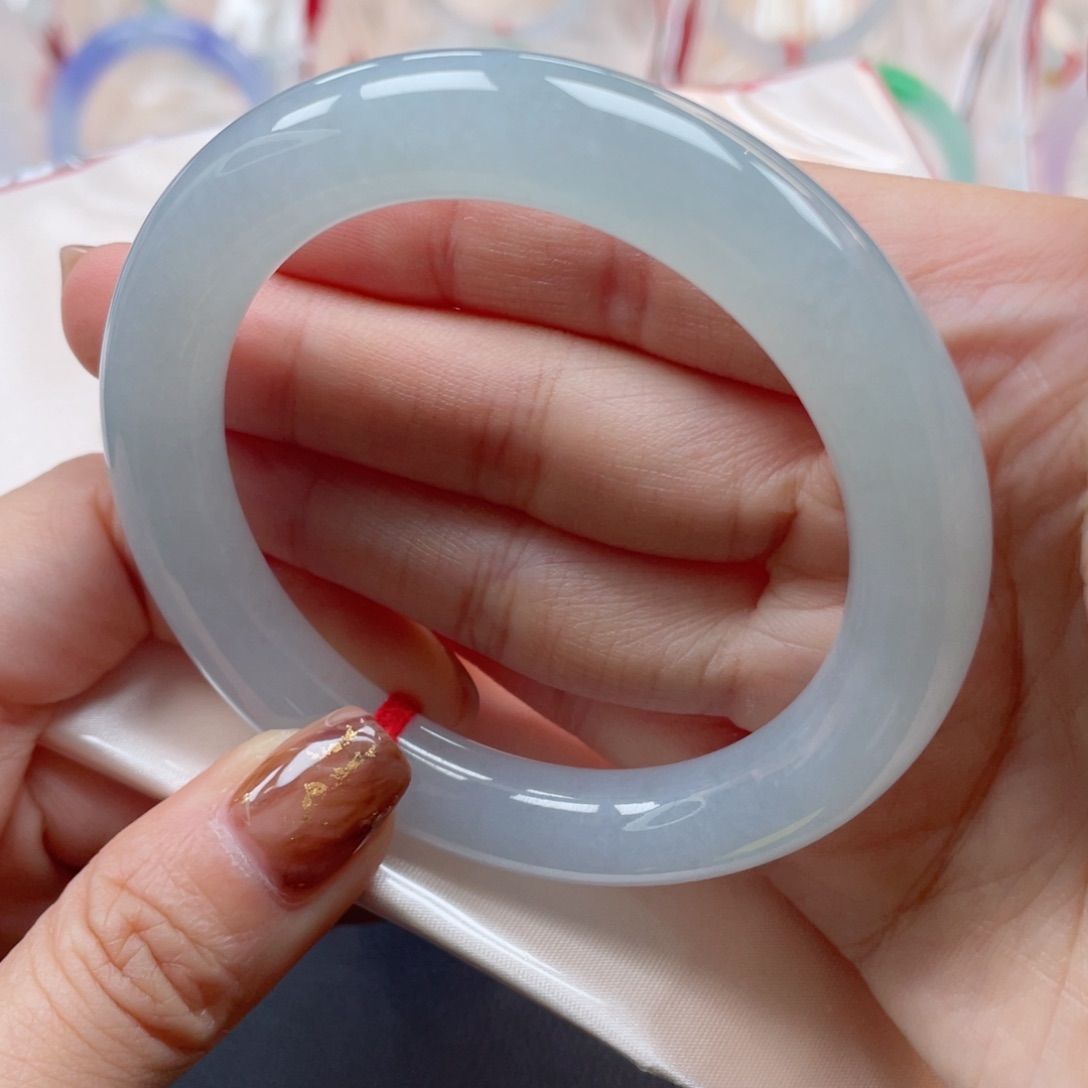 未镶嵌手镯翡翠55.5圆条 胶润水汪冰晴底18号