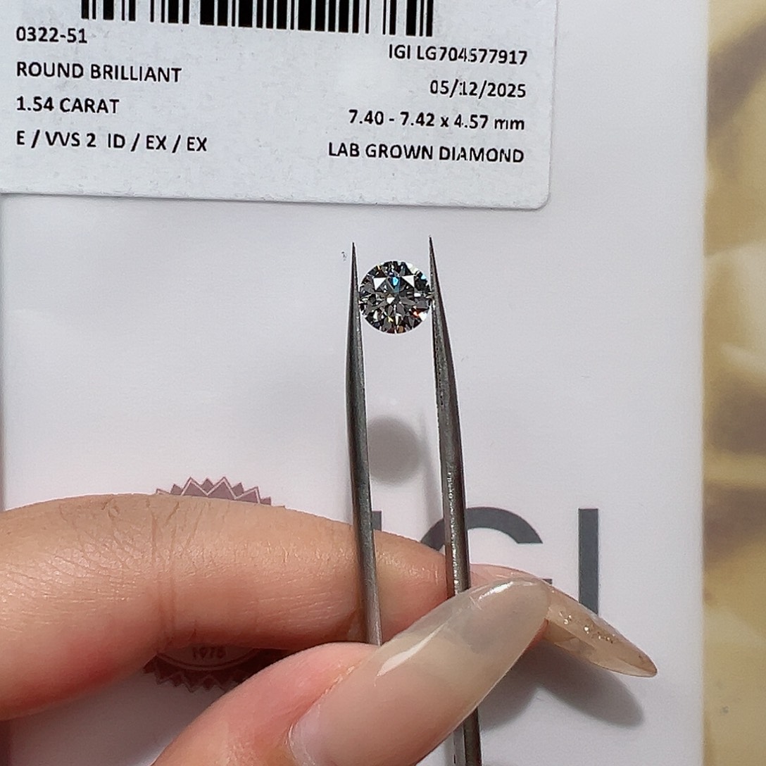实验室培育钻石裸石未镶嵌1.54ct E/vvs2 圆钻