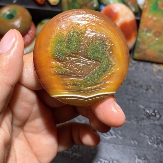 石英质玉珠宝半成品未镶嵌用*哥