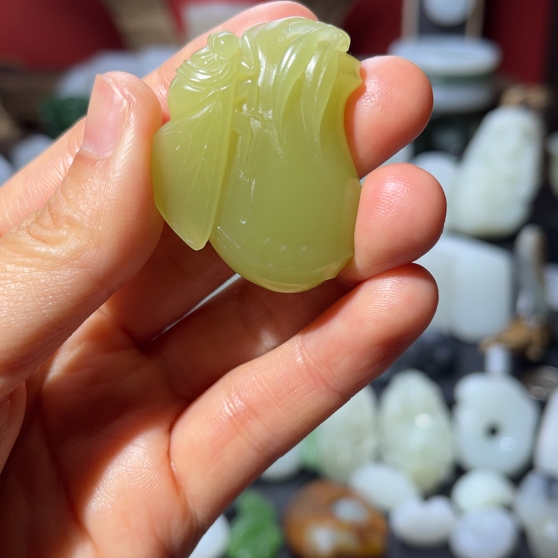 和田玉吊坠(赠链)未镶嵌