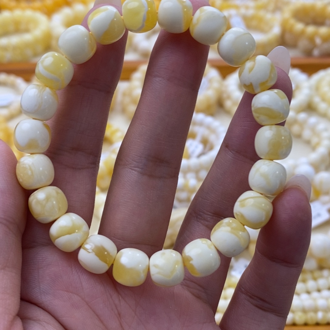 琥珀未镶嵌手链蜜蜡