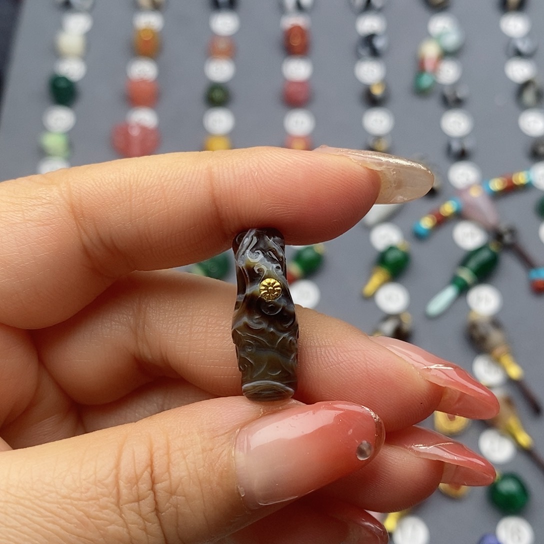 玛瑙/玉髓饰品合金