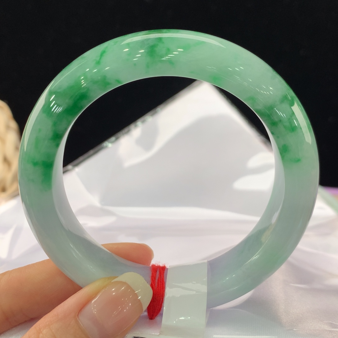 翡翠手镯未镶嵌111-1012