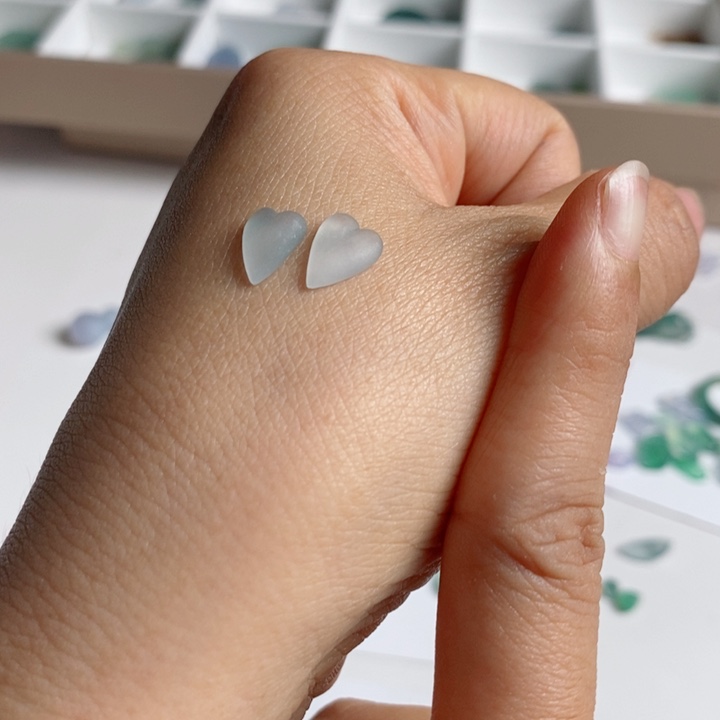 定制翡翠未镶嵌爱心