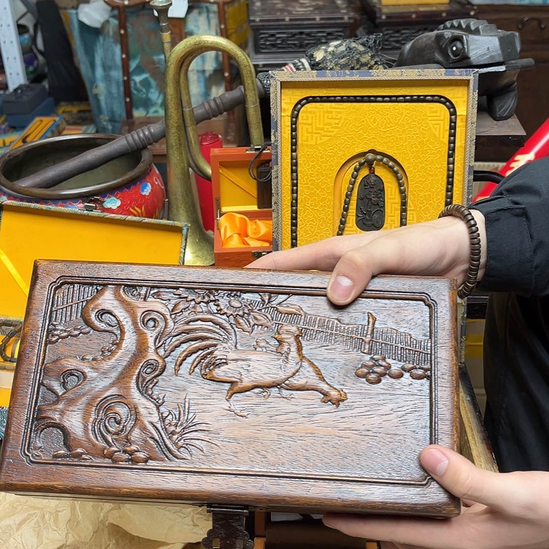 大叶紫檀（黑酸枝木类）