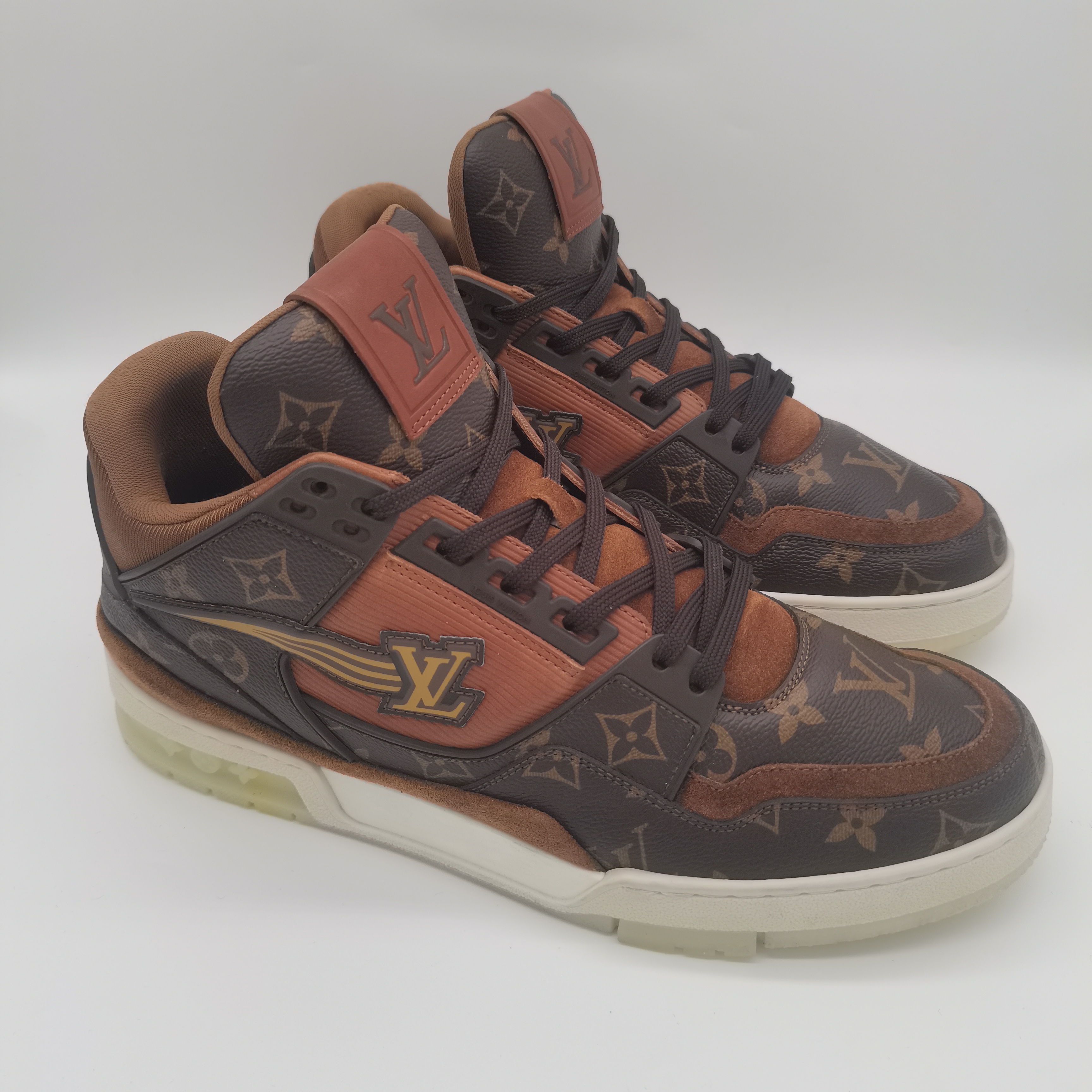 99新 LouisVuitton/路易威登 经典棕色满印老花板鞋 10欧VS0129