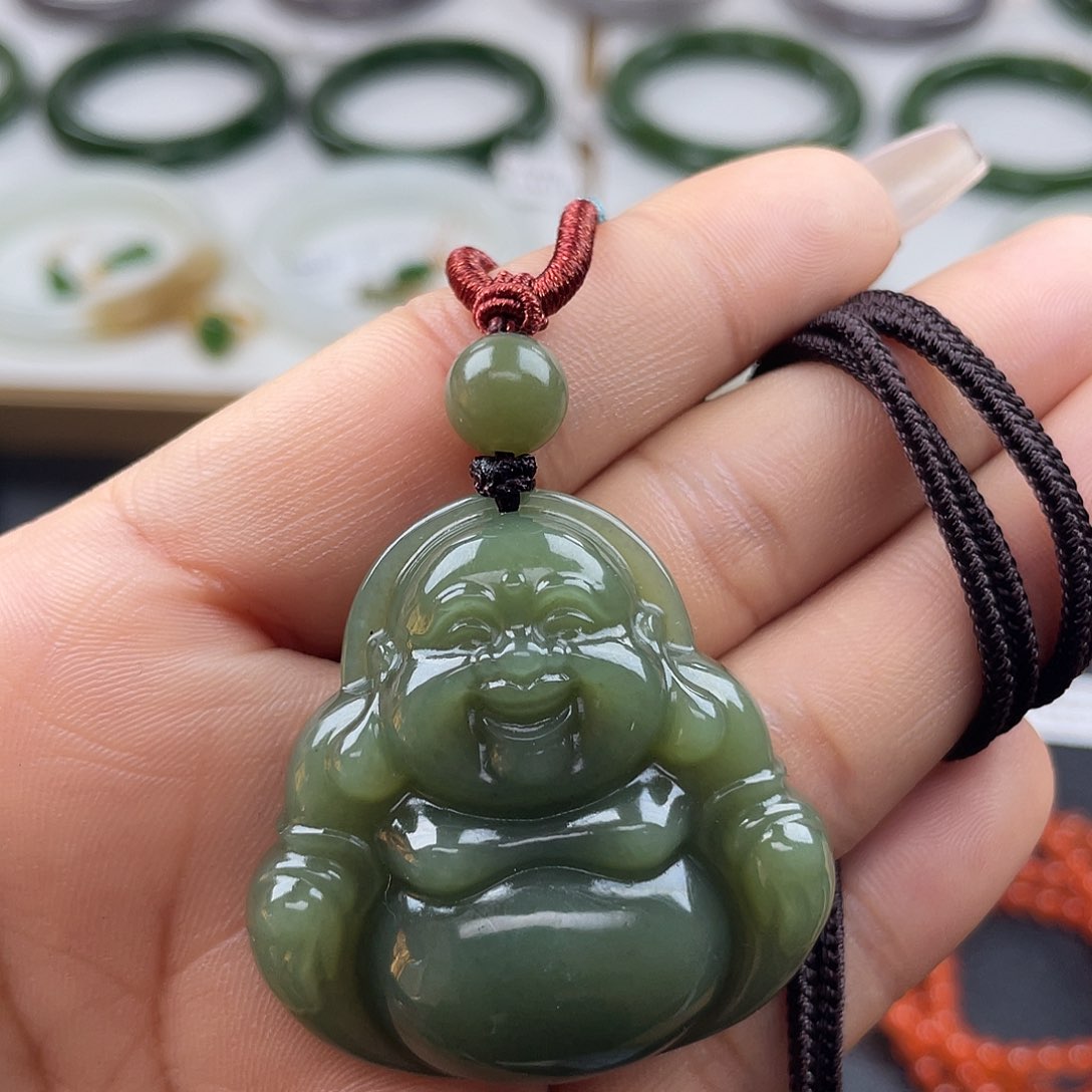 和田玉吊坠未镶嵌