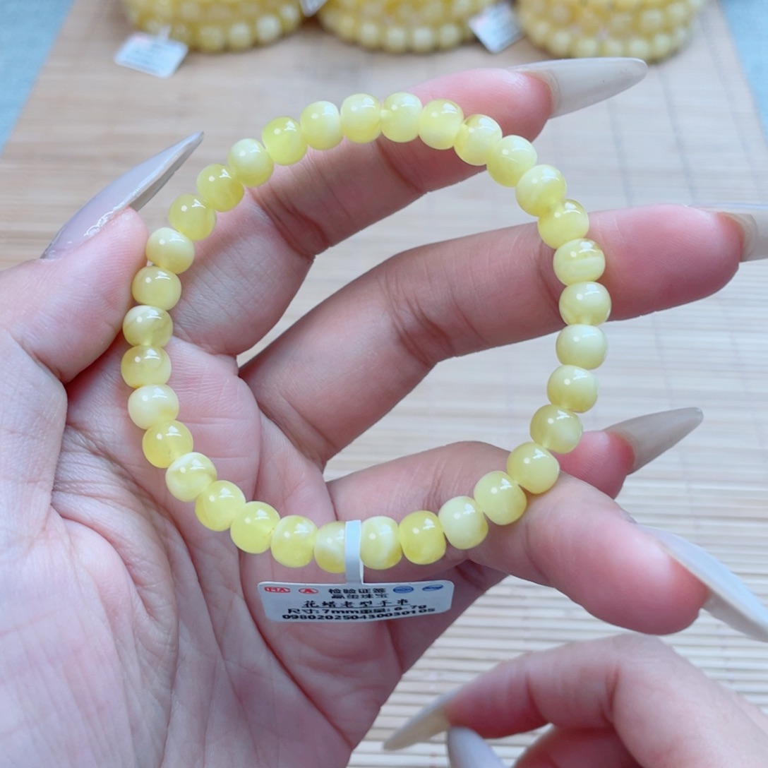 未镶嵌蜜蜡裸石蜜蜡94