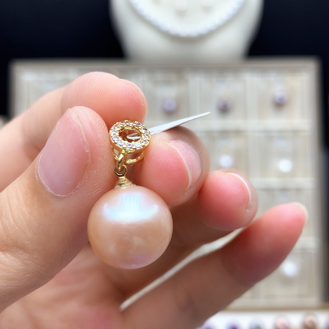 淡水珍珠合金颈饰