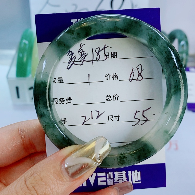 【闪购商品】石英质玉未镶嵌手镯212
