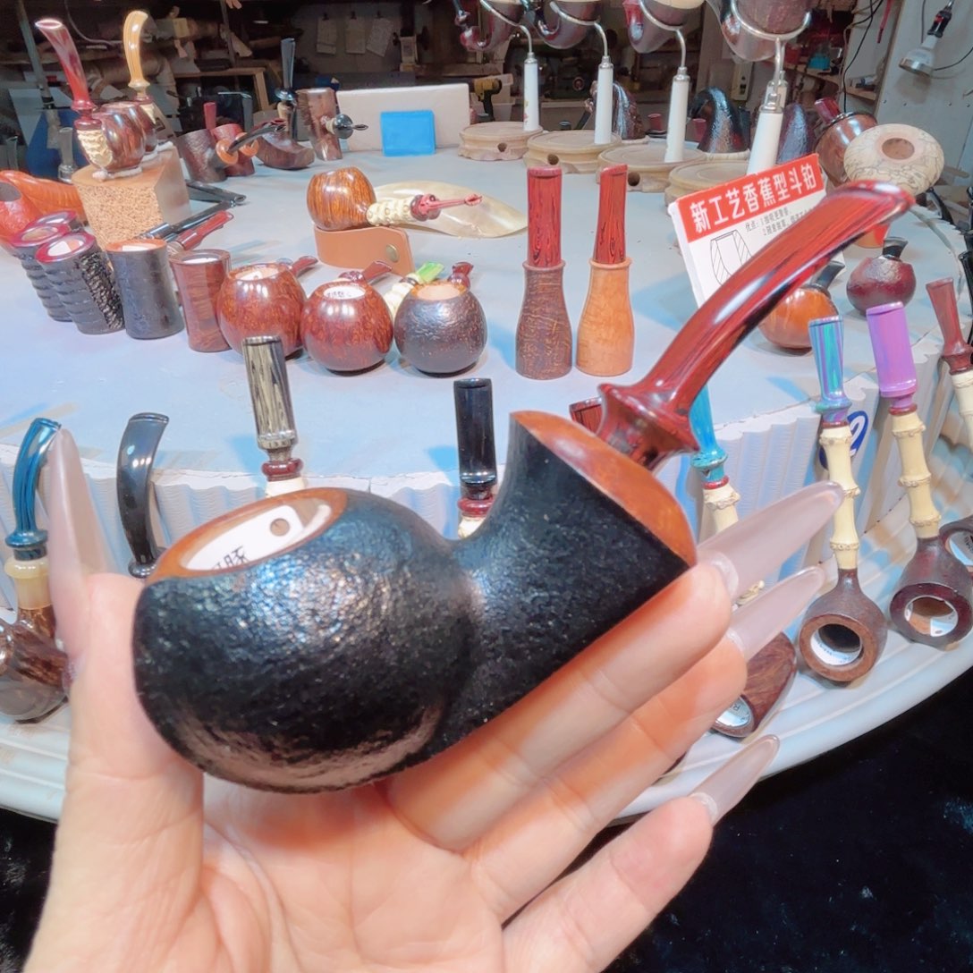 秋*理焦耀烟斗一小河豚