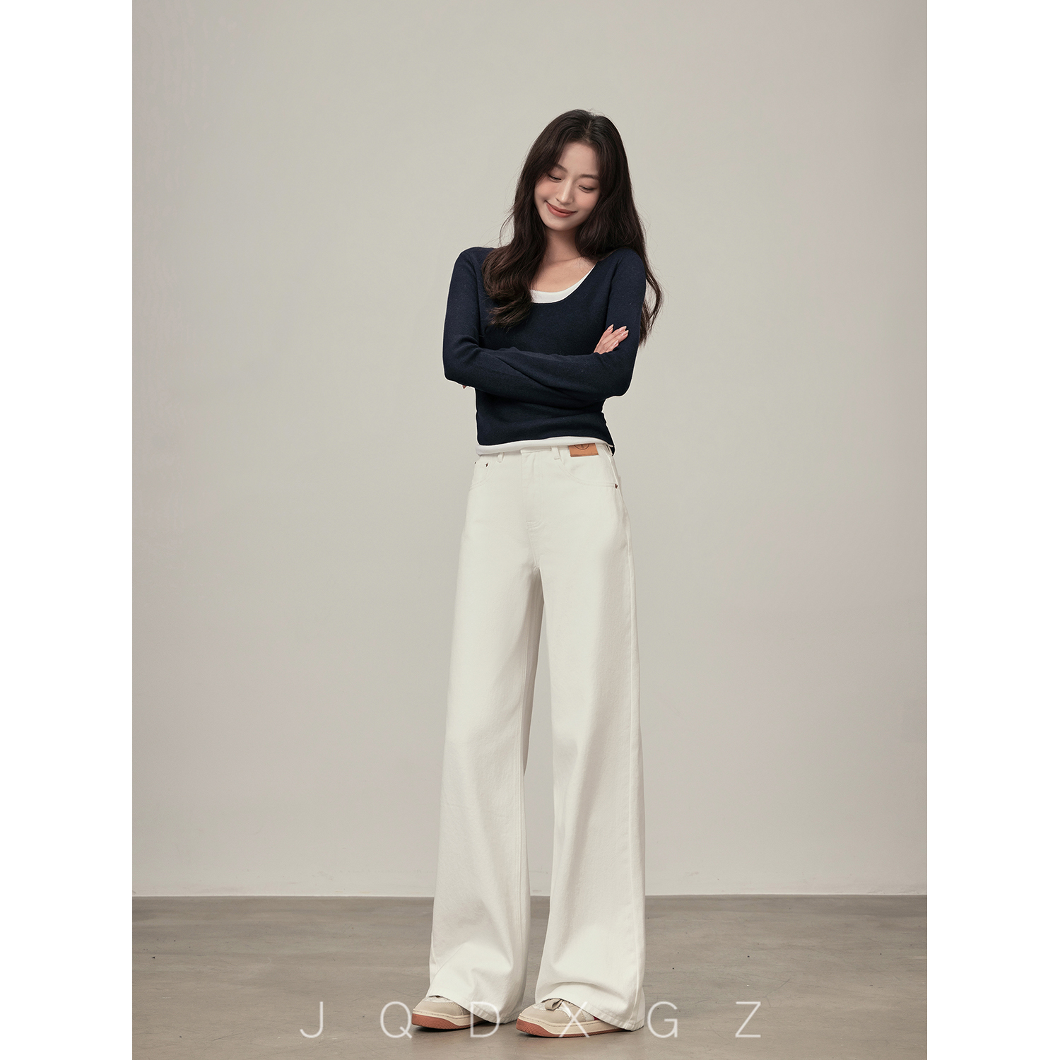 白色牛仔裤女宽松百搭直筒阔腿裤垂感高腰显瘦拖地裤24QK306