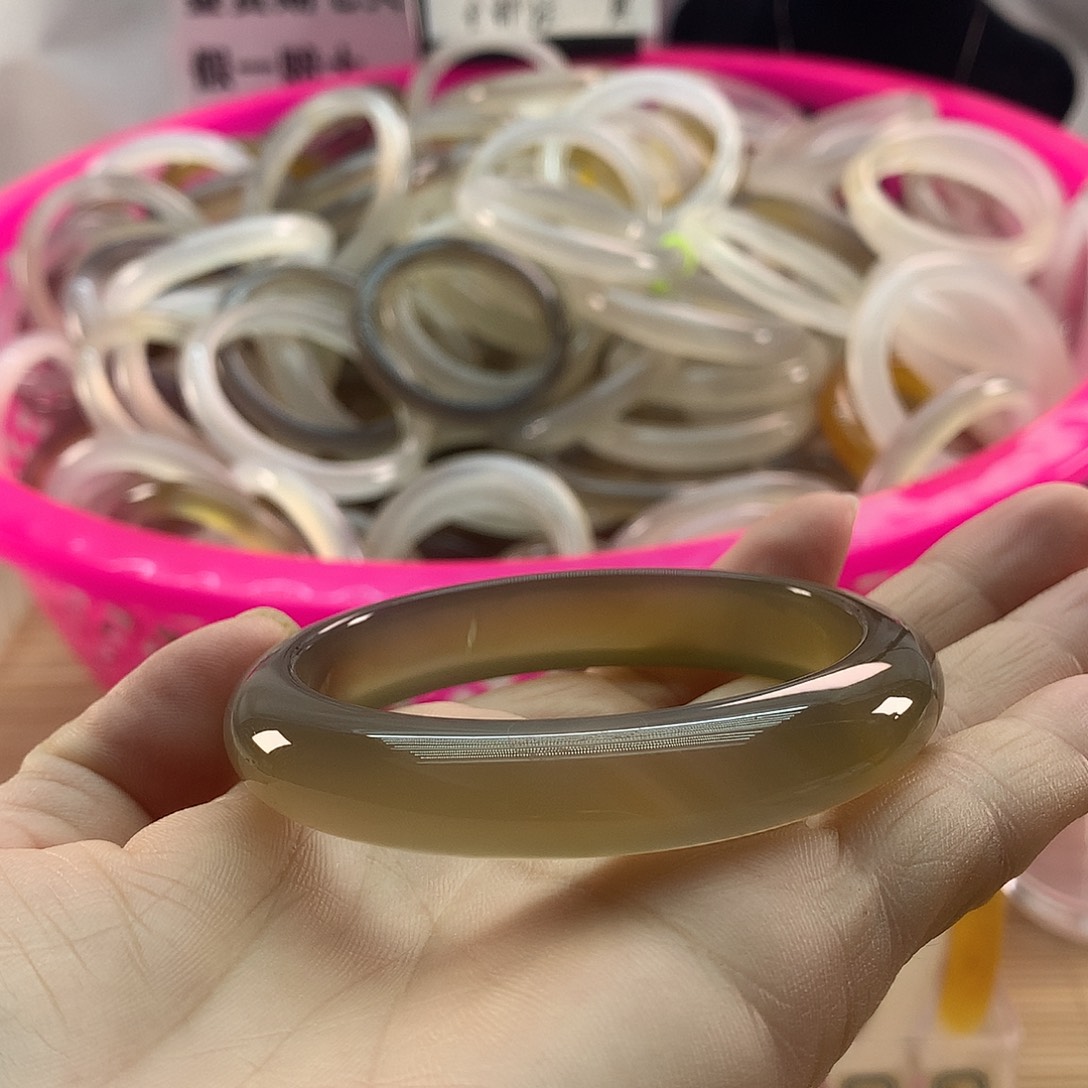 玛瑙/玉髓未镶嵌手镯