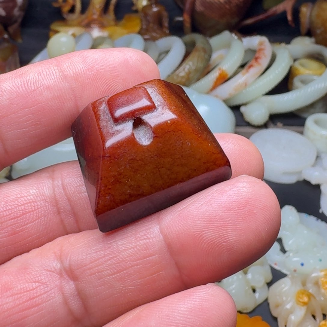 和田玉挂件未镶嵌