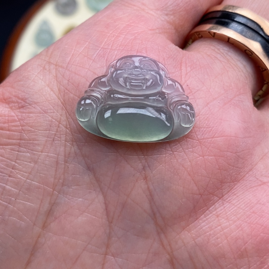 翡翠颈饰未镶嵌佛公