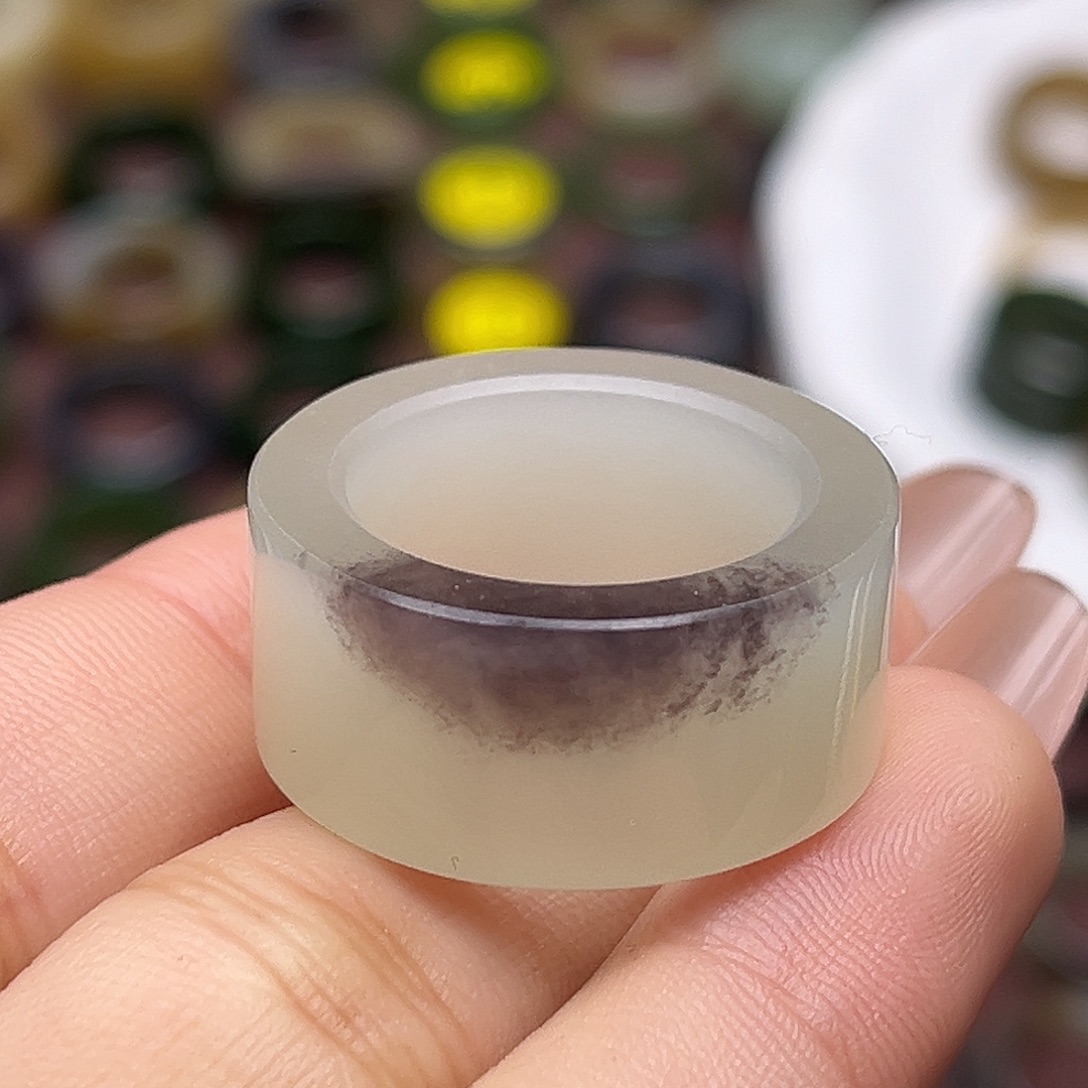 和田玉未镶嵌戒指18.2紫翠