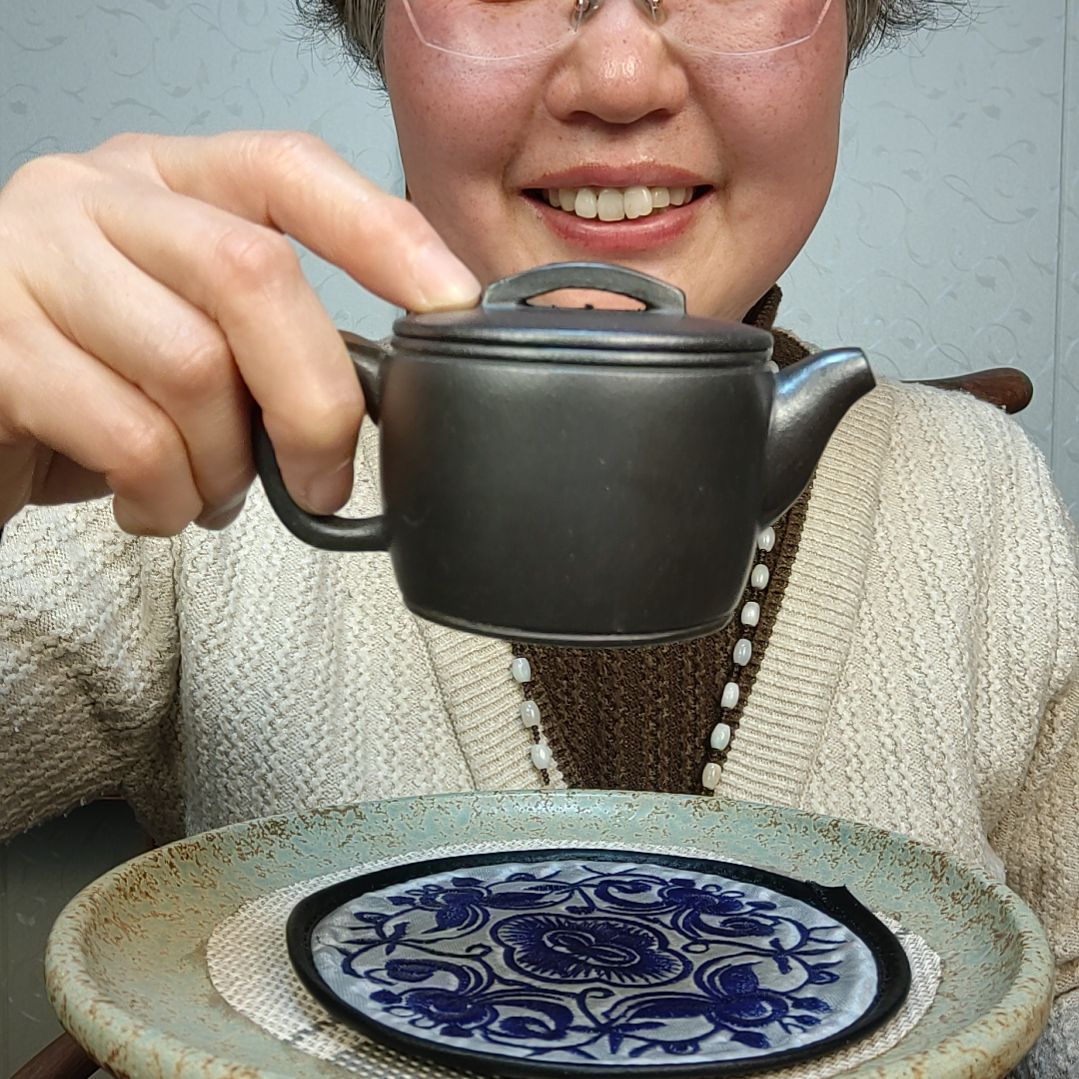 紫砂茶壶石黄汉瓦150毫升左右