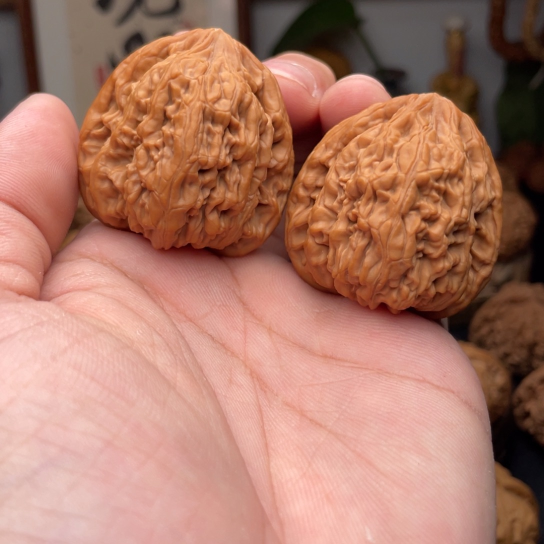 文玩核桃把件虎头王40